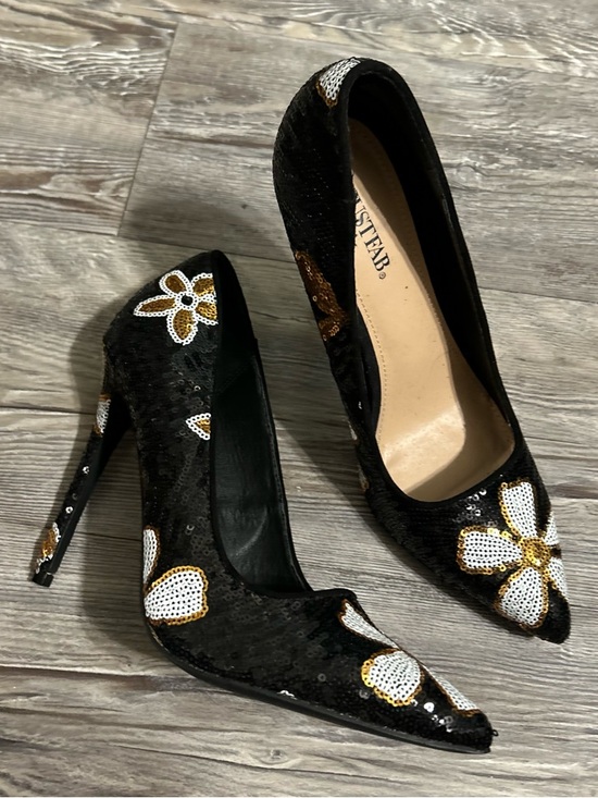 JustFab Black Sequin Floral Stiletto Heels Size 10 Statement Party Pumps - Picture 2 of 4
